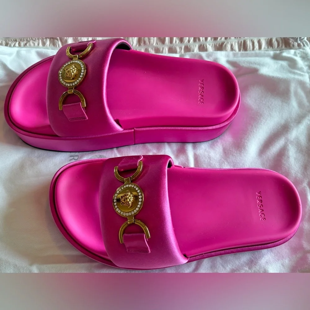 NWT • Versace • Biggie Medusa Satin Embellished Platform Slides • Pink • 37 (7)
